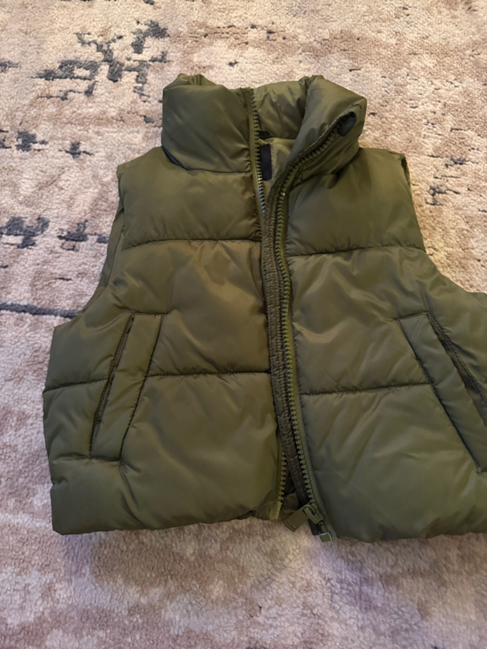 Kids size 6-7 Olive Green Puffer Vest - Sleeveless Jacket by Art Class
